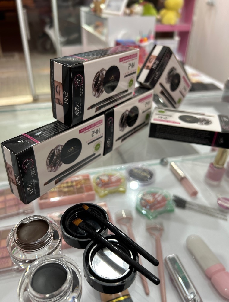 خط چشم ژله ای دوقلو