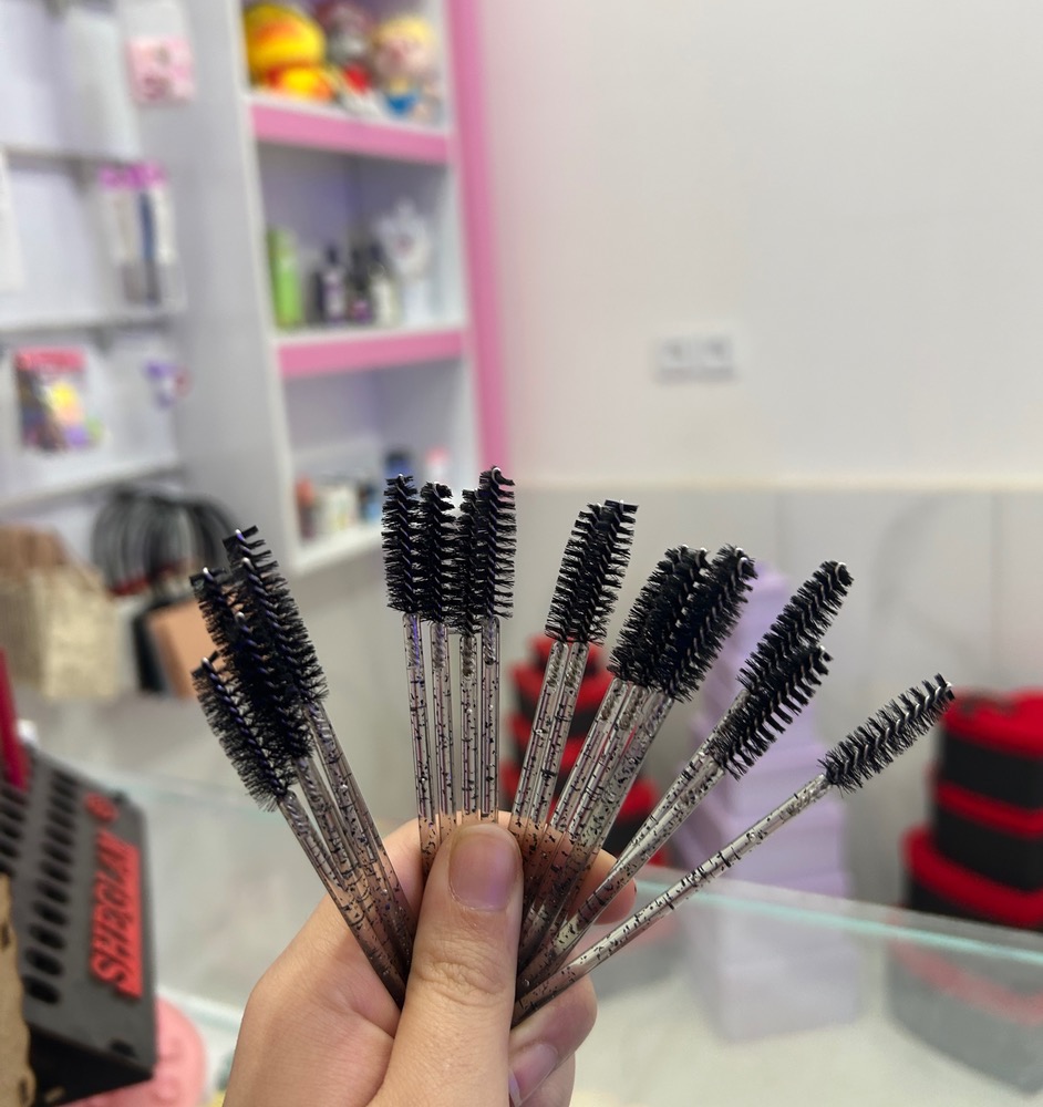 فرچه ابرو و مژه